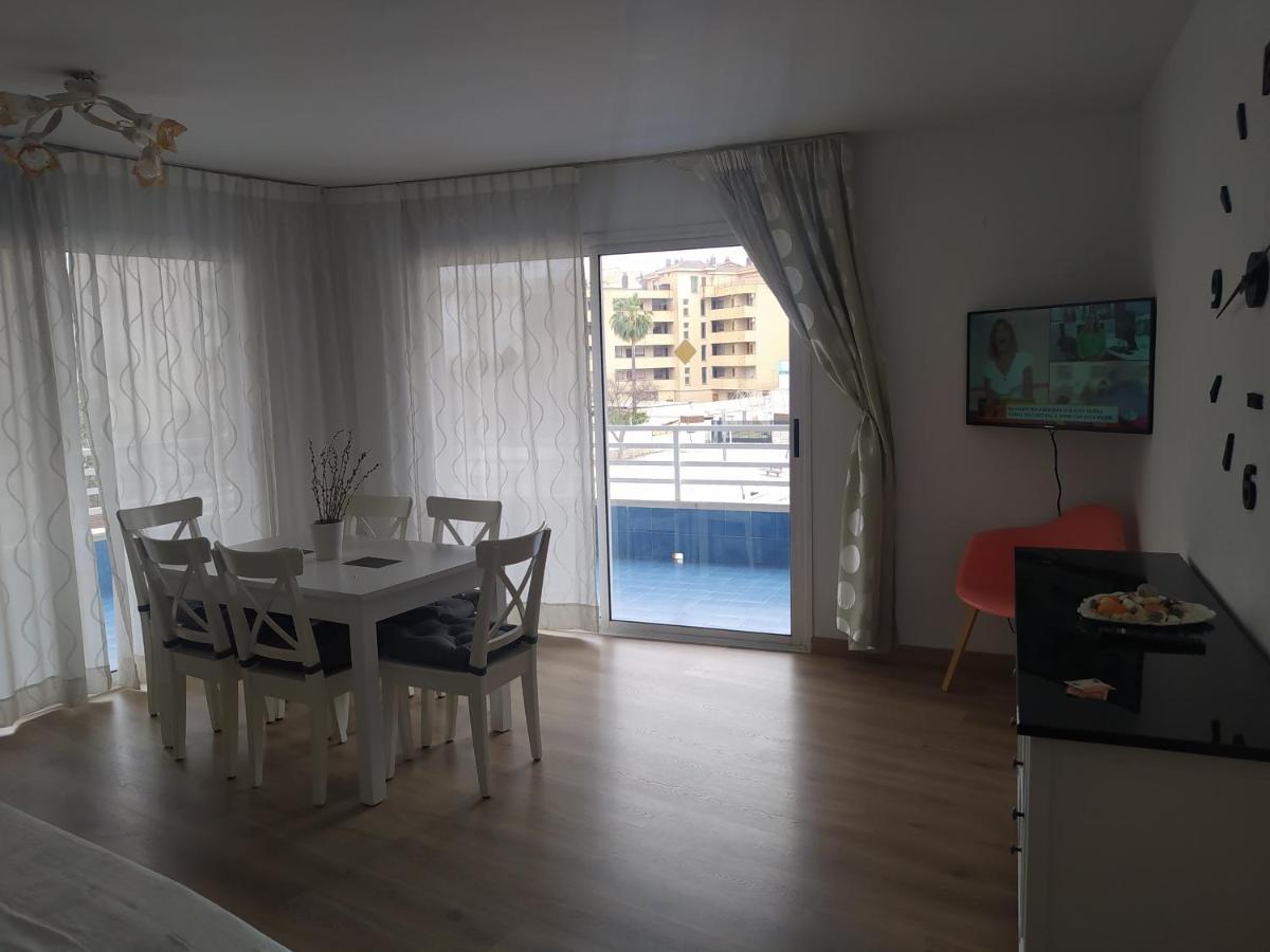 Apartamentos Ch Σαλού Εξωτερικό φωτογραφία