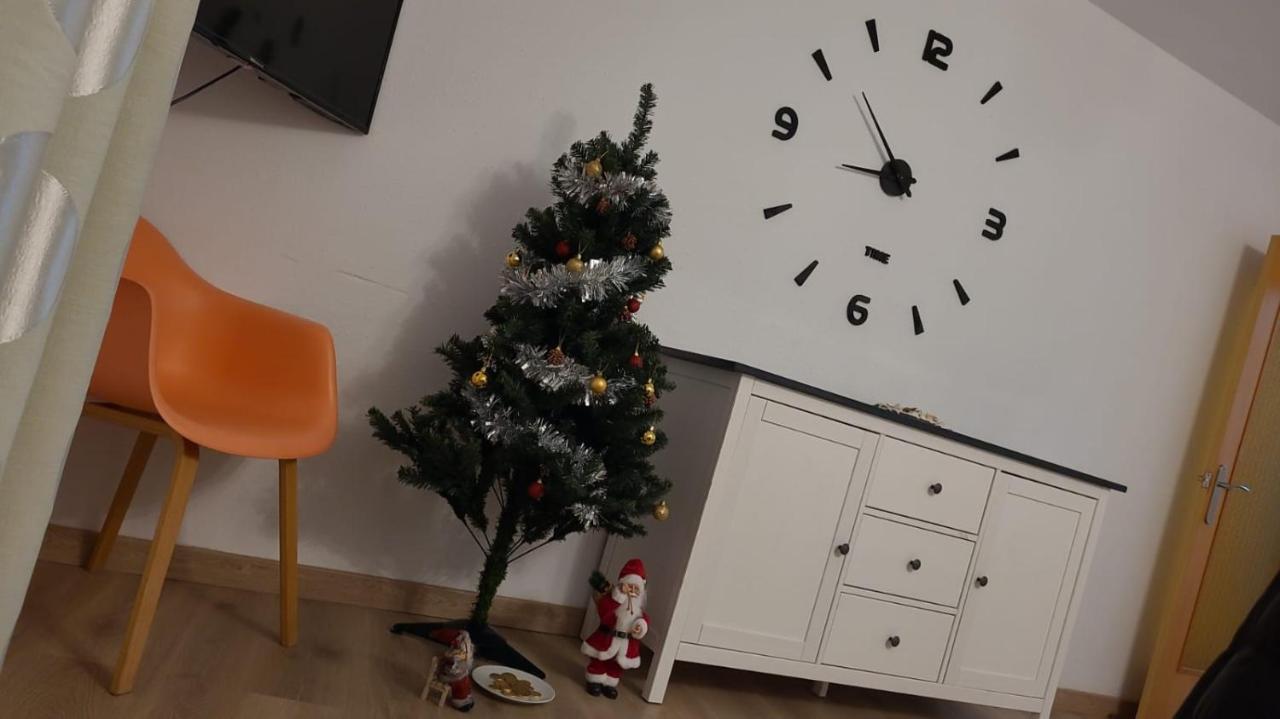 Apartamentos Ch Σαλού Εξωτερικό φωτογραφία